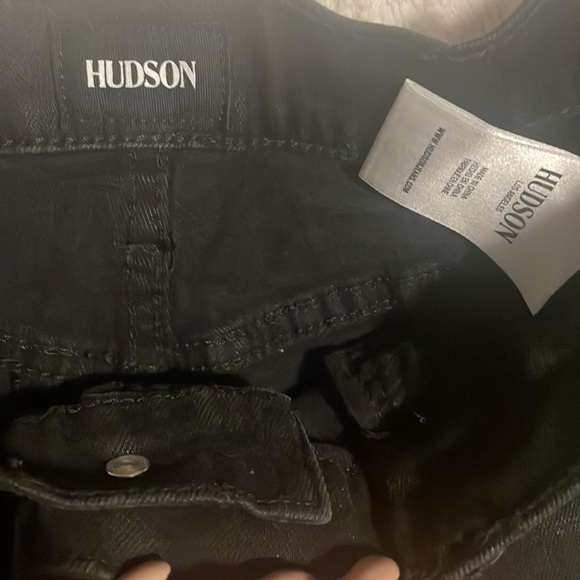 HUDSON JEANS GRACIE TERESSA MID-RISE CUT OFF SHORT - Picture 4 of 8